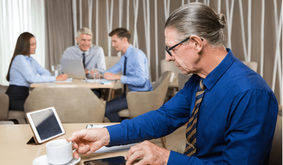 White-Collar Workers Are Facing Mid-Career Displacement